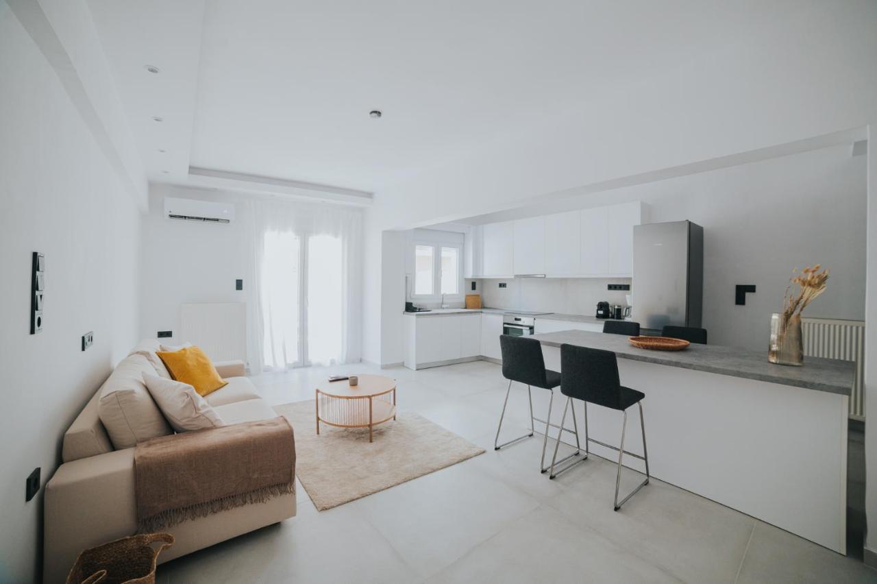 סלוניקי Luxury And Spacius Apartment מראה חיצוני תמונה