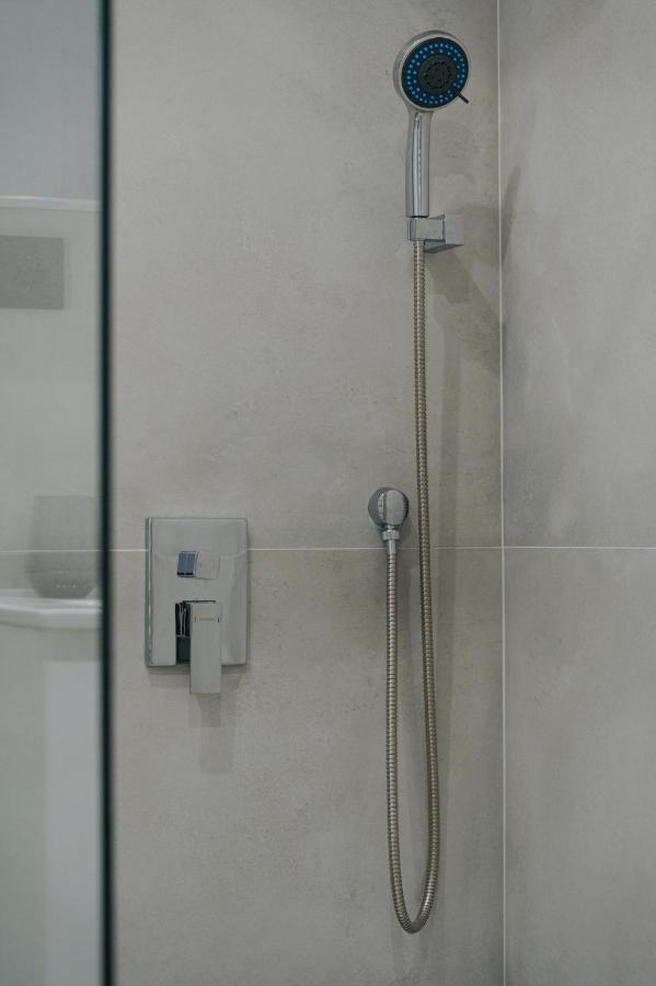 סלוניקי Luxury And Spacius Apartment מראה חיצוני תמונה