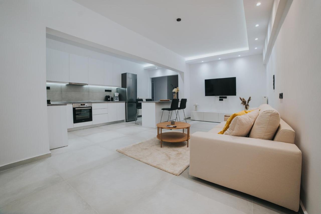 סלוניקי Luxury And Spacius Apartment מראה חיצוני תמונה